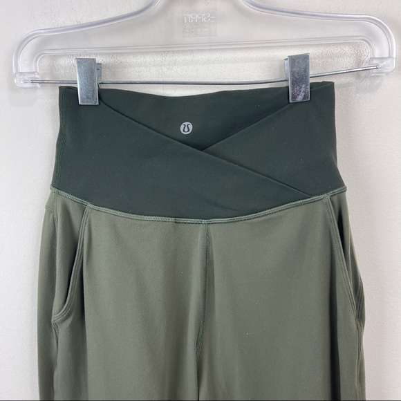 Lululemon Sunset Salutation Crop Fatigue Green/Ziggy Snake Butter Pink - Picture 3 of 15